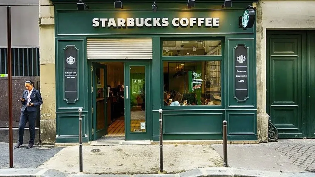 Starbucks'ın Piyasa Değeri Eridi: 12 Günde Milyarlarca Dolar Kaybettiler