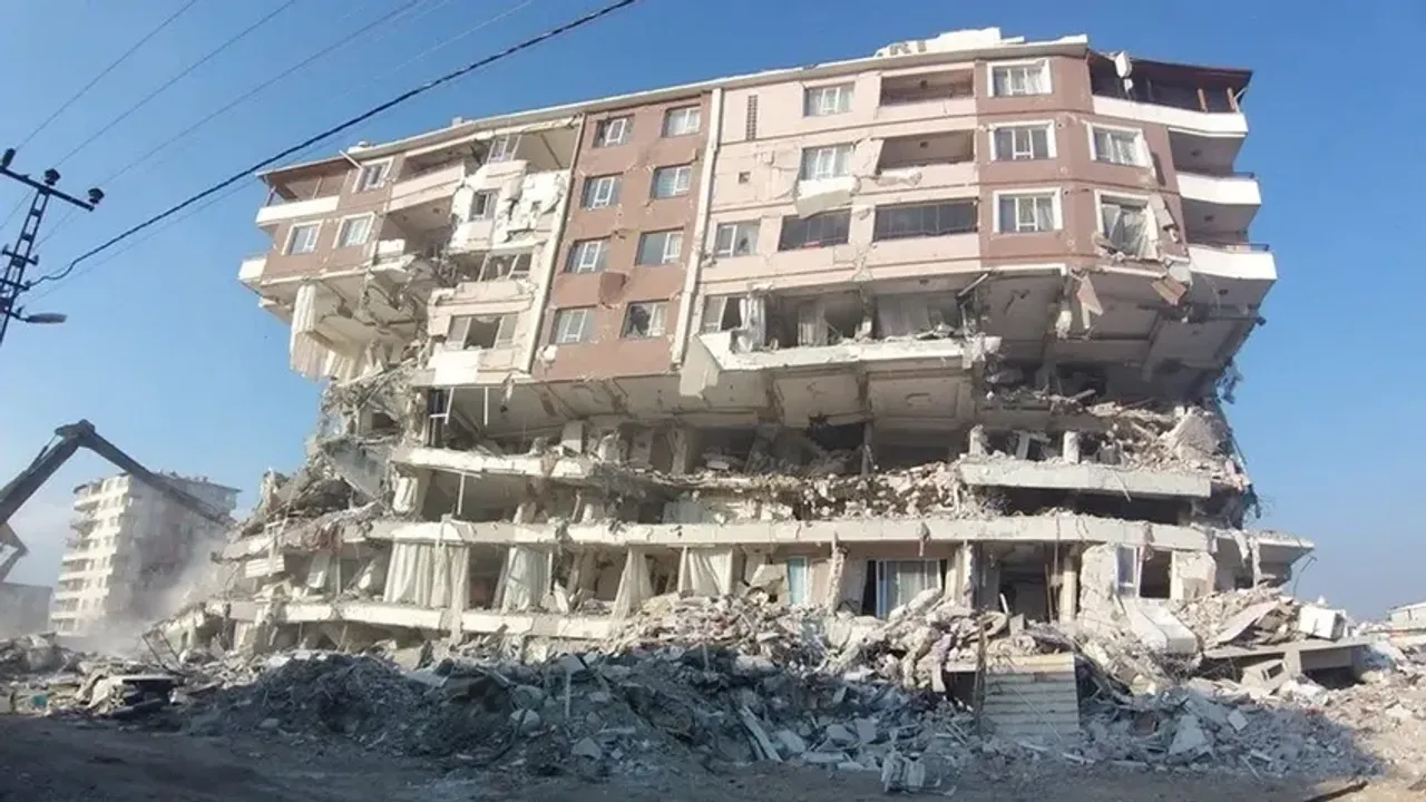Depremde 9 kişinin öldüğü apartmanın müteahhidi: Bu apartmanı hatırlayamadım