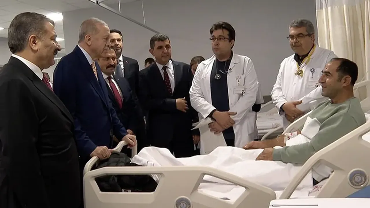 Erdoğan'dan ziyaret: Hatay ve İskenderun'daki hastaneleri gezdi