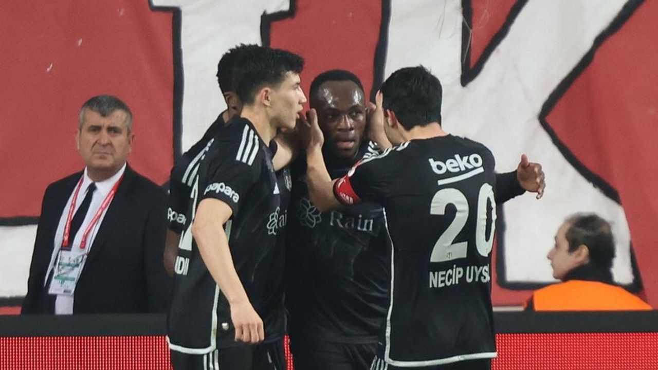 Bitexen Antalyaspor 1 - 2 Beşiktaş/Maç Sonucu