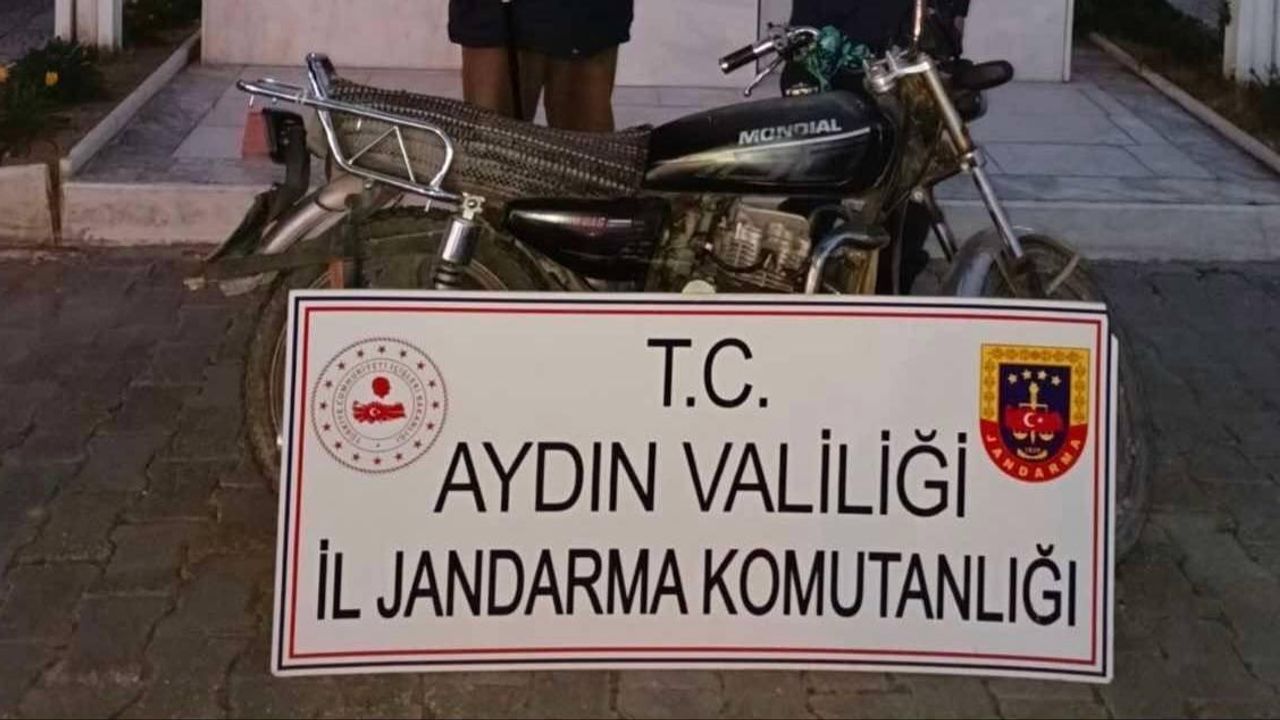 Kuyucak'ta çalınan motosikleti jandarma buldu