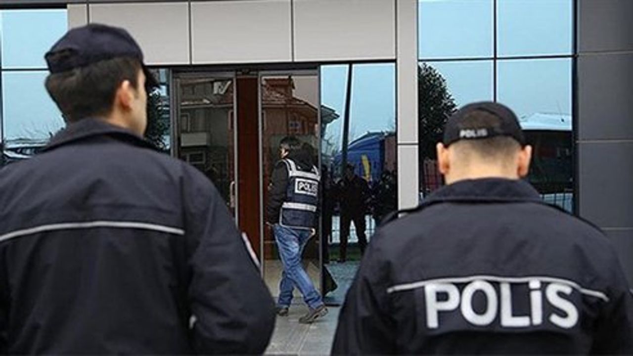 Emniyet personelinin kıyafet yönetmeliğinde değişiklik yapıldı