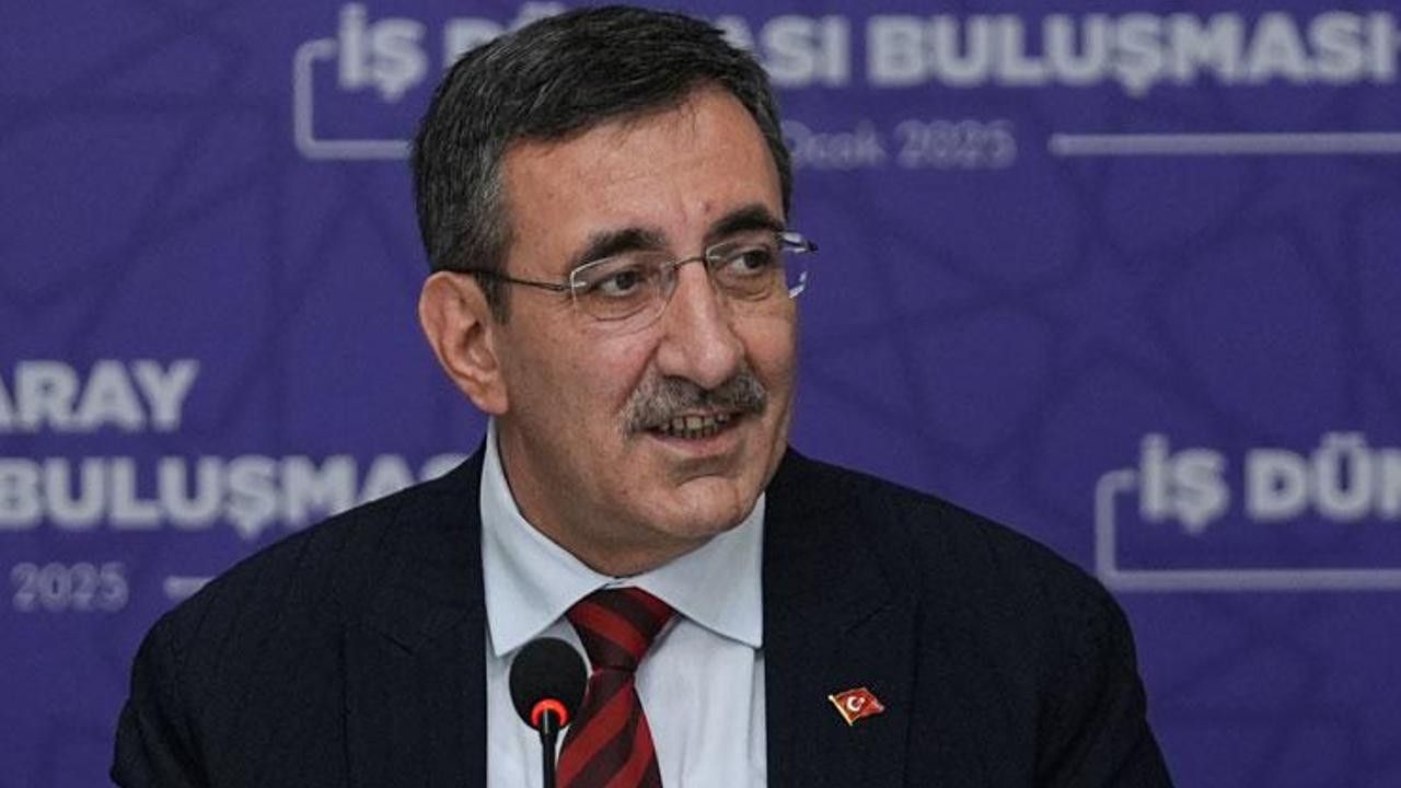 Cumhurbaşkanı Yardımcısı Cevdet Yılmaz Aksaray'da İş İnsanlarıyla Buluştu
