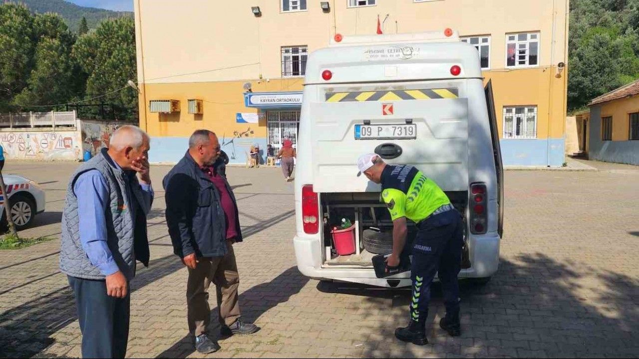 Aydın'da okul çevreleri ve servis araçlarına sıkı denetim