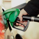 Benzine dev zam geldi!