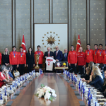 Cumhurbaşkanı Erdoğan, Avrupa Şampiyonu olan A Milli Kadın Voleybol Takımı'nı kabul etti