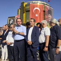 SİYASET