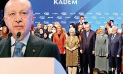 ‘Takım elbise-kravat tiyatrosuna indirim yok’