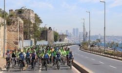 Yaklaşık 3 bin bisikletli Yeşilay'ın turunda buluştu