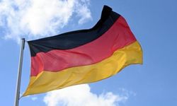 Almanya'da üşüyen milletvekillerine "battaniye verelim" denildi