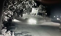 Kuşadası'nda kontrolden çıkan otomobil takla attı... O anlar kamerada