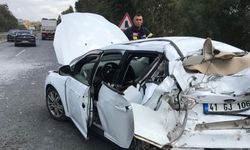 Aydın'da tırla otomobil çarpıştı: 2 yaralı