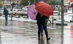 Meteorolojiden bu bölgelere 'kuvvetli yağış' uyarısı