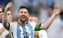 2022 Dünya Kupası'ndaki Arjantin - Meksika maçına damga vuran isim Lionel Messi oldu! Yıldız futbolcu birçok ilke imza attı...