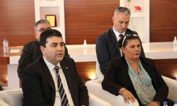 Demokrat Parti Genel Başkanı Gültekin Uysal, Özlem Çerçioğlu'nu ziyaret etti