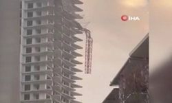 İzmir'de otel inşaatında kule vinç devrildi: 4 ölü