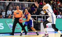 Anadolu Efes, Büyükçekmece Basketbol'a kaybetti