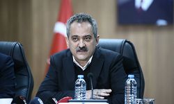 Bakan Özer açıkladı: Öğretmenlerin zorunlu çalışma yükümlülükleri ertelendi
