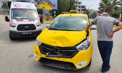 Kuşadası’nda trafik kazası: 2 yaralı