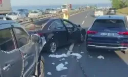 İstanbul'da TEM'i kilitleyen kaza: TIR devrildi, Edirne yönü kapandı