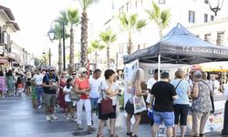 Kuşadası Sokak Festivali’nin lezzet durakları dayanışma noktası oldu