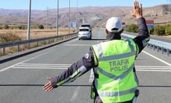 Bakan Yerlikaya, Trafik kurallarına uyalım, dikkatli olalım