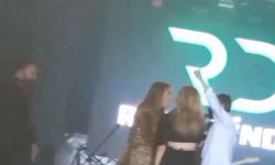Demet Akalın ile Resul Dindar sahnede tartıştı!