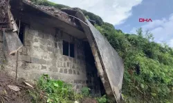 Rize'de sel heyelan getirdi… 1 ev yıkıldı
