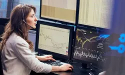 Borsa günün ilk yarısında rekor seviyeyi gördü