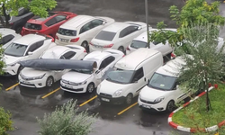 Ankara’da bir savaş uçağından otoparka drop tank düştü