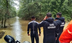 Kırklareli'nde dereler taştı, yollar kapandı! 1 kişinin cansız bedenine ulaşıldı