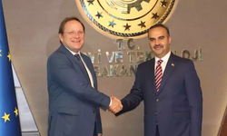 Bakan Kacır, AB'den vize serbestisi talep etti