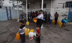 Tepkilerin odağındaki İsrail'den kısmi geri adım: Gazze'ye vanaları açtı