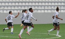 Kadın Futbol Süper Ligi: Beşiktaş, derbide Galatasaray'ı 2-0 yendi