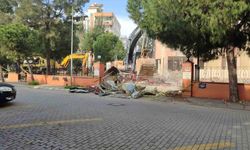 Aydın Emniyet Müdürlüğü binasında yıkım başladı
