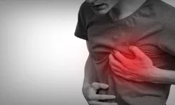 Vücudunuzdan Gelen Uyarıları Göz Ardı Etmeyin! İşte Kalp Krizinin 1 Ay Öncesinden Gelen Belirtileri