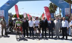 Cumhurbaşkanlığı Bisiklet Turu’nun 6. etabının startı Kuşadası’ndan verildi