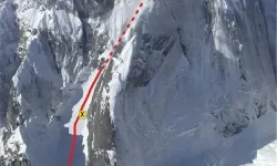 Korkunç ölüm: 300 metreden düşen dağcı hayatını kaybetti