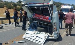 SONDAKİKA Çine'de feci kaza: 17 yaralı