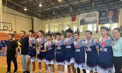 Özel Başak Koleji basketbolda Aydın ikincisi oldu