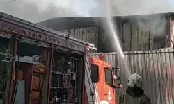 Başakşehir'de şantiye yatakhanesinde yangın!