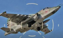 Zelenski açıkladı: Rusya'ya ait Su-25 uçağı düşürüldü
