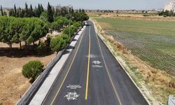 Aydın Büyükşehir Belediyesi Efeler’de yol çalışmalarını sürdürüyor