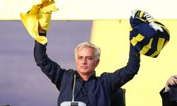 Fenerbahçe'nin yeni teknik direktörü Mourinho: Avrupa'da üç kupayı kazanan tek isim