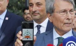 Yusuf Halaçoğlu, Kutlu Parti'yi kurdu