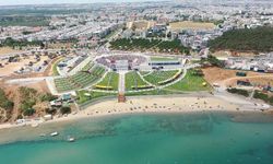 Didim Belediye Başkanı Gençay, önce kullanım ihalesi yaptı sonra 780 milyonluk yatırımı çürümeye terk etti