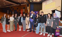 İş insanı Tikbaş, Aydın'da öğrencilerle buluştu: Hayatta başarı için egolarınızdan kurtulun
