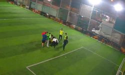 Bursada 27 yaşındaki kişi halı sahada kalp krizi geçirdi!