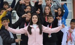 Erzurum'da atletizmde imkansızı başardılar