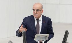 Bakan Şimşek'ten Asgari Ücret Açıklaması: Muhtemelen Enflasyonun Üzerinde Seyredecek